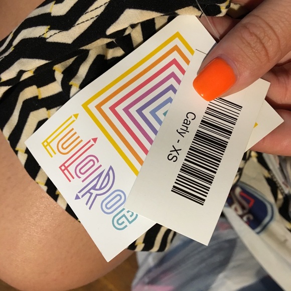 LulaRoe XS Carley dress - Picture 3 of 3